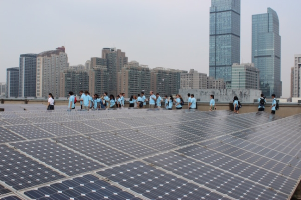 Delaware Chinese LInCS Program participants tour a solar power plant in Hangzhou, China (Delaware Chinese LInCS Program)