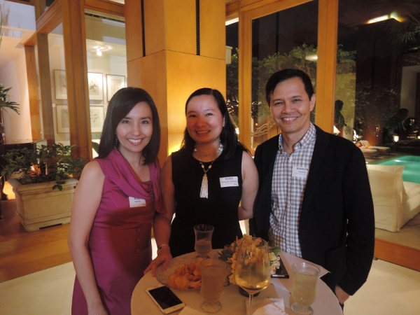 (L-R) Rose Fausto of FQ Mom; Doris Dumlao, Senior Business Reporter of Philippine Daily Inquirer; Marvin Fausto, COL Financial Adviser, Board of Adviser of Asia Society Philippines
