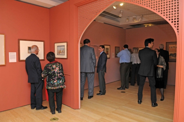 The interior of the latest Asia Society Museum exhibition. (Elsa Ruiz)