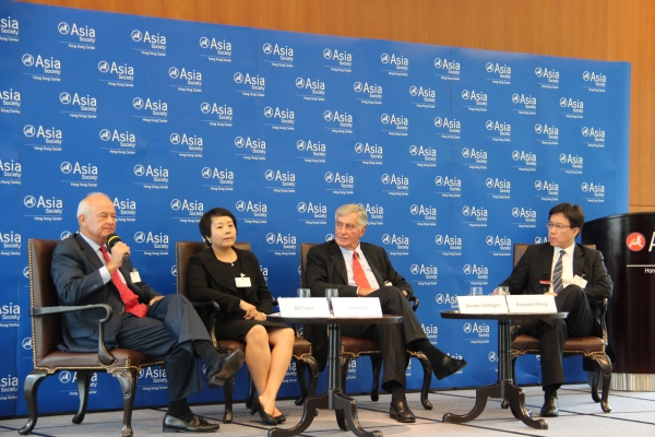L to R: Bill Taylor, Linda Yang and George Landegger spoke with Raymond Cheng at Asia Society Hong Kong Center on June 13, 2012. (Asia Society Hong Kong Center)