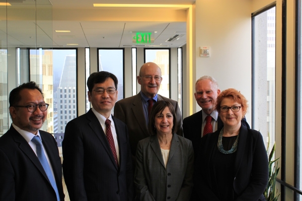 (L to R) Eduardo Pedrosa, Jian Tan, Robert Kapp, Wendy Cutler, N. Bruce Pickering, and Alison Mann (Asia Society)
