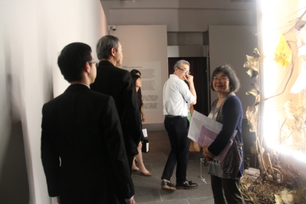 Gallery visit.  (Asia Society Hong Kong Center)