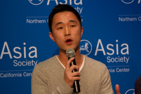 Ju Hong speaking on his separation from family in Korea (Asia Society)