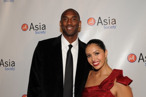L to R: Kobe and Vanessa Bryant on the red carpet. (Dan Avila Photography)