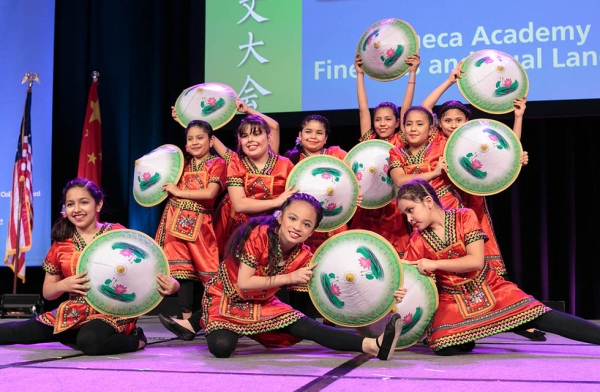 Students from Calmeca Academy of Fine Arts and Dual Language. (David Keith) 