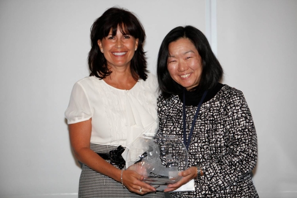Kathy Hannan, National Managing Partner, Diversity and Corporate Responsibility at KPMG LLP, receiving the Award for Overall Best Employer for Asian Pacific Americans