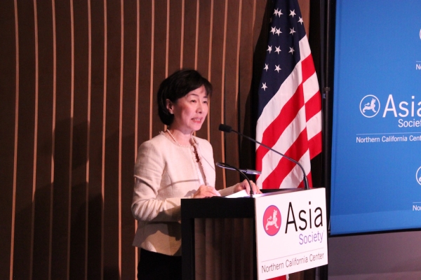 Kaori Sasaki, Founder & CEO, ewoman, Inc.and UNICUL International, Inc., was the keynote speaker. (Asia Society)