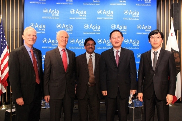 Experts gathered in October to discuss emerging trade regimes in the Asia-Pacific including the Trans-Pacific Partnership. (Asia Society)