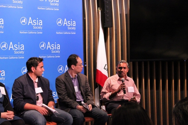 Vivek Srinivasan (far right) is the Manager of the Program on Liberation Technology at Stanford University and moderated the evening's discussion. (Asia Society)