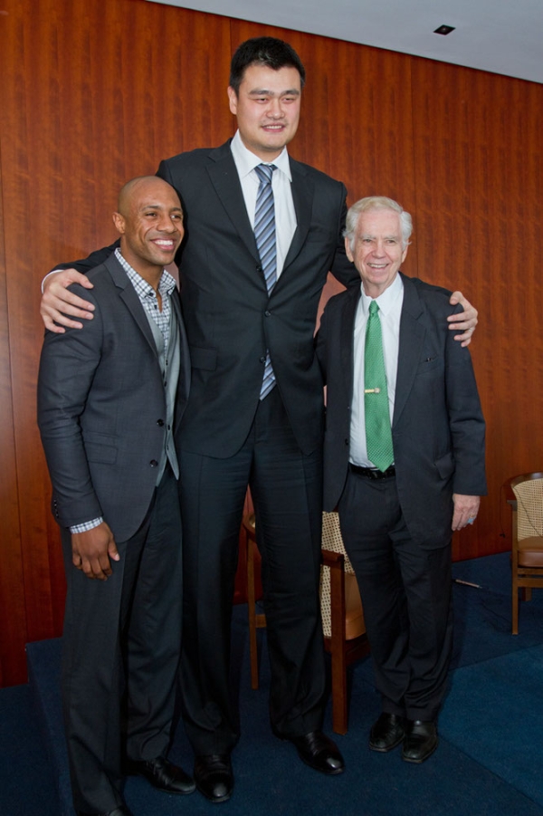 Jay Williams, Yao Ming, and Charles Foster. (Richard Carson)