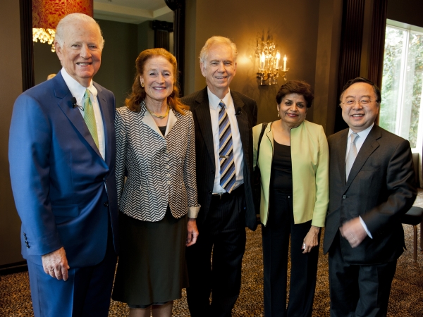 Former U.S. Secretary of State James A Baker III poses with (L-R) Asia Society Co-Chairs Henrietta Fore, Asia Society Texas Center Chair Charles C. Foster, Asia Society President Vishakha Desai and Asia Society Co-Chair Ronnie Chan. (Jeff Fantich/Asia Society Texas Center)