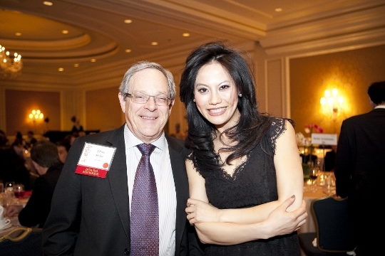 ASNC Advisory Board member Jeffrey Heller with Lilly Huang of Silicon Valley Bank (Whitney Legge Photography)