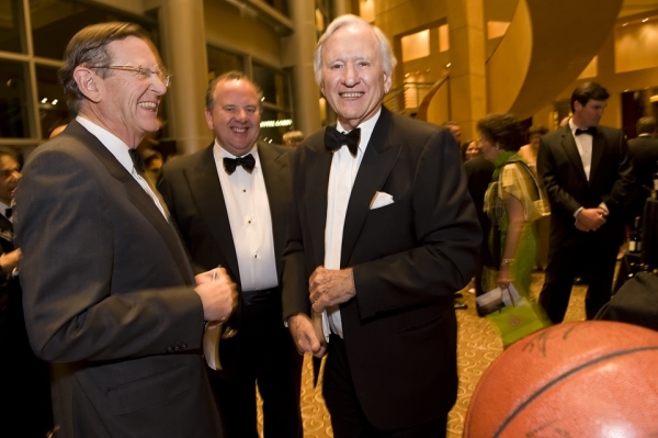 L-R: Australian guests Hugh Morgan AC; Victor Perton, Commissioner to the Americas for the Australian State of Victoria; and Andrew Peacock, AC (Leader of the Liberal Party of Australia: 1983-1985 and 1989-1990) enjoy the festivities. (Jeff Fantich Photography)