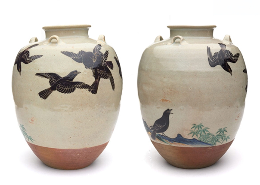 Tea Leaf Jar by Nonomura Ninsei