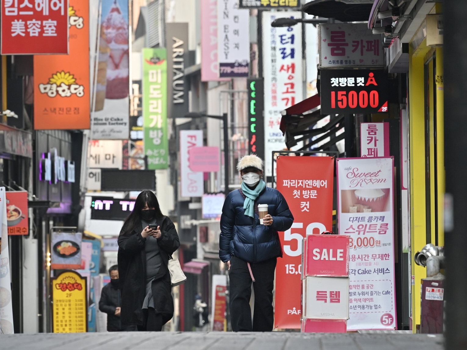A South Korean street during a COVID lockdown